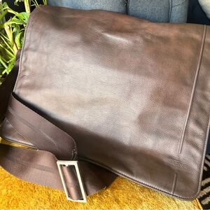 Vintage Tumi Laurel Canyon Messenger Bag, Brown Leather